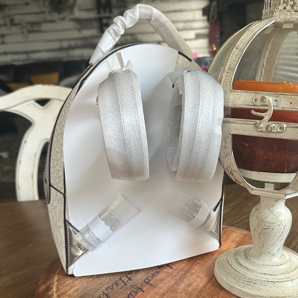 MICHAEL Michael Kors White Signature MK Dome Backpack - Picture 3 of 8